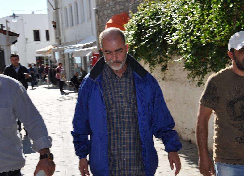 ?ABD?nin Katil Askerleri Giremez? Pankartı Astı