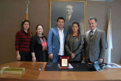 Hüseyin Turgut Karabağlı İlköğretim Okulundan Teşekkür Ziyareti