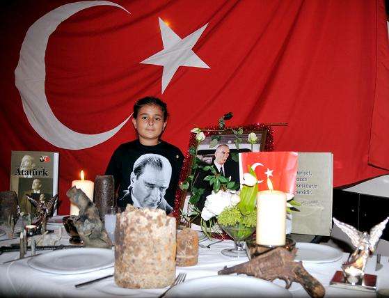 Bodrum Trata Meyhanesinde Atatürk?e Özel Köşe…