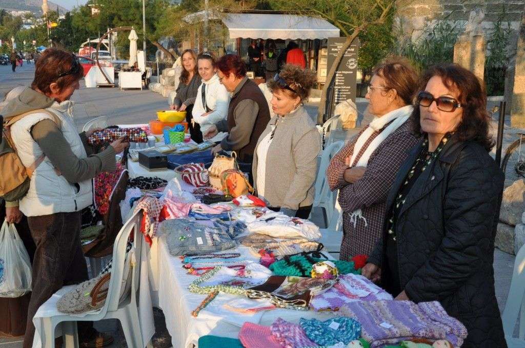 Üreten Kadınlar Mendirek Cafe?de