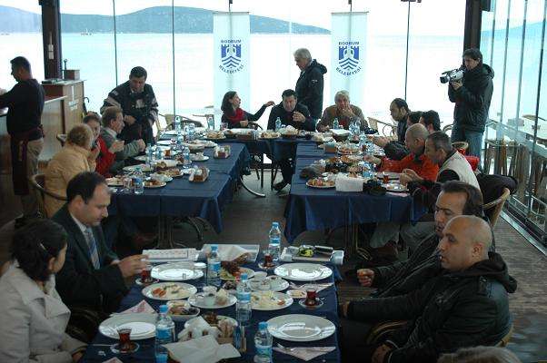 Birbirimizin Yüzüne Bakacağız
