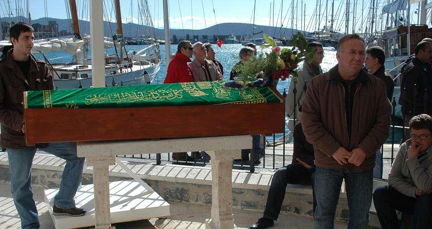 Hüseyin Yıldızhan Annesini Kaybetti…