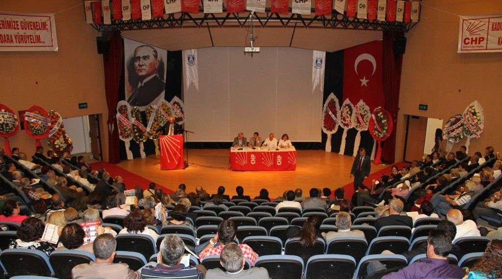 OYLAMA BİTTİ, 391 DELEGE OY KULLANDI… (Saat: 02:20)