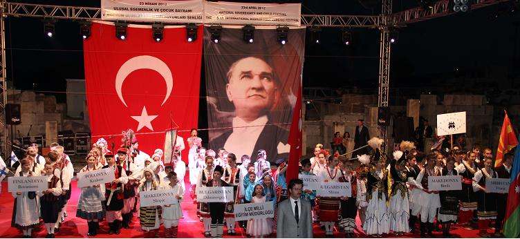 23 Nisan?da Her Yaştan Çocuk Eğlendi?