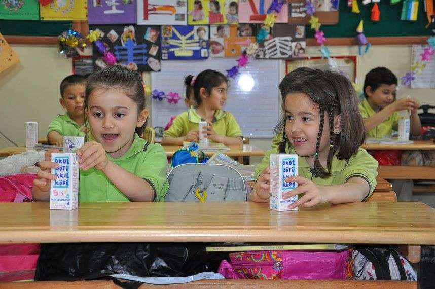 Devletimiz Süt Göndermiş, Onları Kırmak Olmaz…