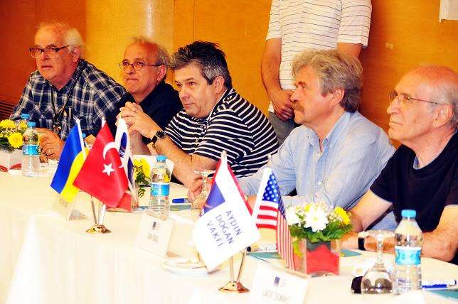 Çizgilerin Dili Barışa Hizmet Etsin?