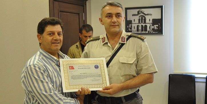 Askeri Personele Başarı Belgesi?