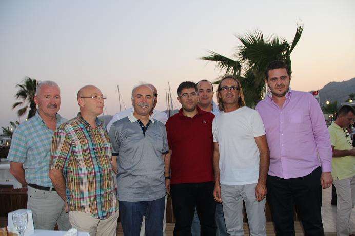 Ak Parti Bodrum İlçe Teşkilatından İftar Yemeği?