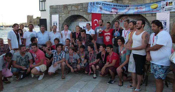 Su Topu Şenliğinde Madalyalar Sahiplerini Buldu?
