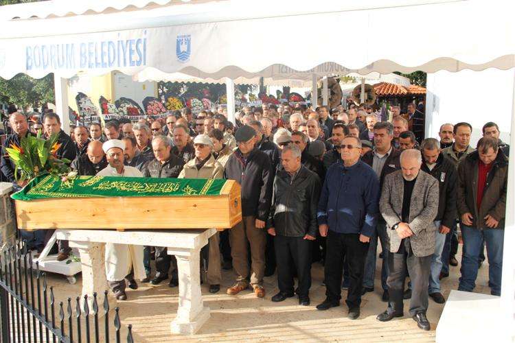 Hüseyin Cahit Karakaya Toprağa Verildi?