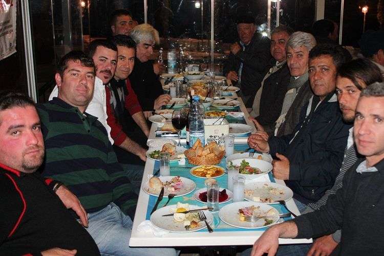 Kocadon, Balıkçılar Kooperatifi Üyeleriyle Bir Arada?