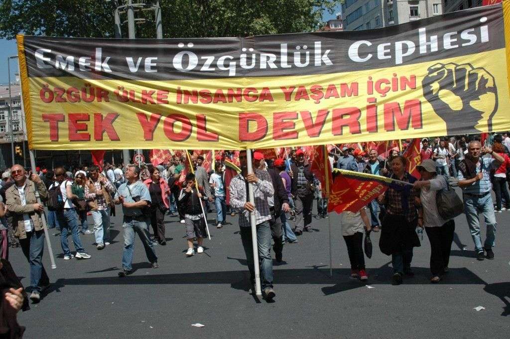 1 Mayıs İşçinin ve Emekçilerin Bayramı Kutlu Olsun (VİDEO)