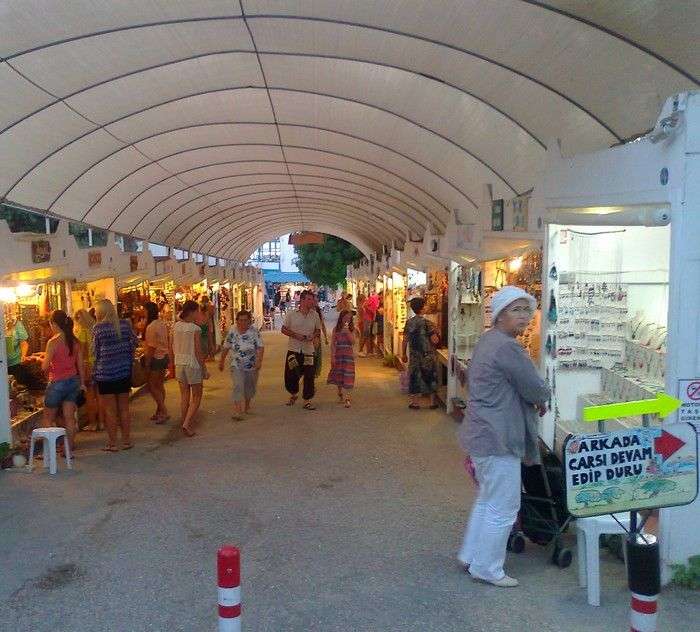 Gümüşlük?te El Sanatları Çarşı?sı Yoğun İlgi Görüyor
