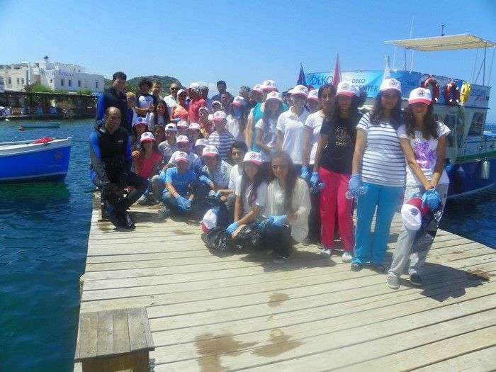 Gümüşlük’te Denizin Dibi Tertemiz Oldu