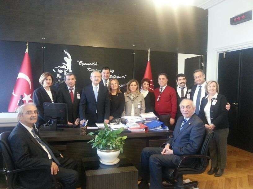 Olağanüstü Kongre Görünüyor