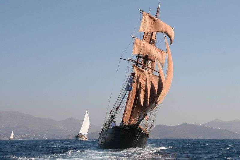 BİR YARIŞIN ARDINDAN