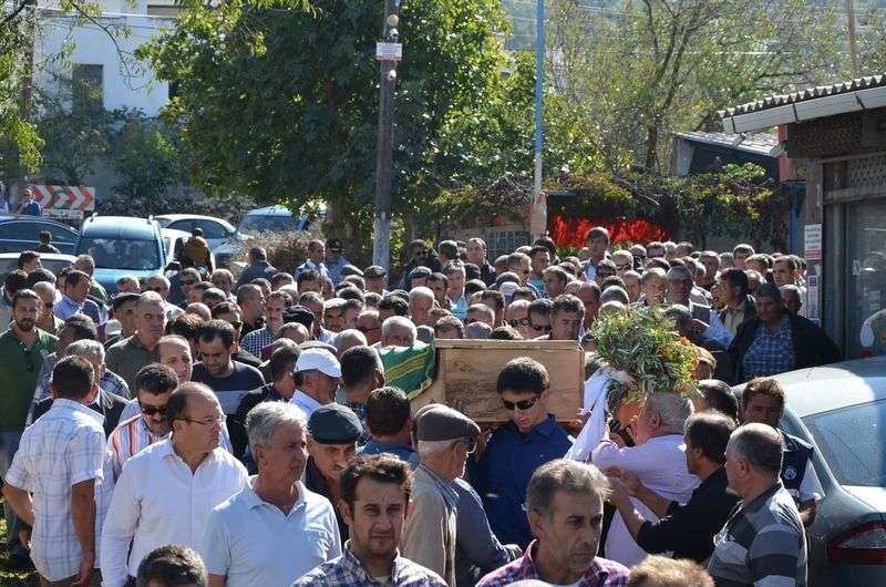 Pınarlıbelen-Etrim?in Bakkalı İbrahim Başol Toprağa Verildi