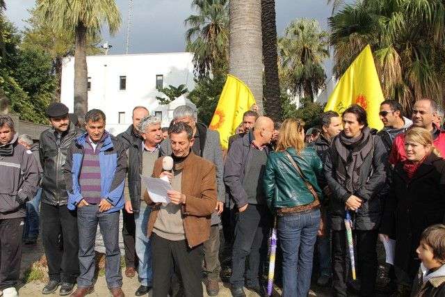 2014 Bütçesine ve Rüşvete Ayakkabı Kutulu Protesto