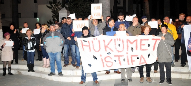 Bodrum’da Hükümet İstifa Eylemi
