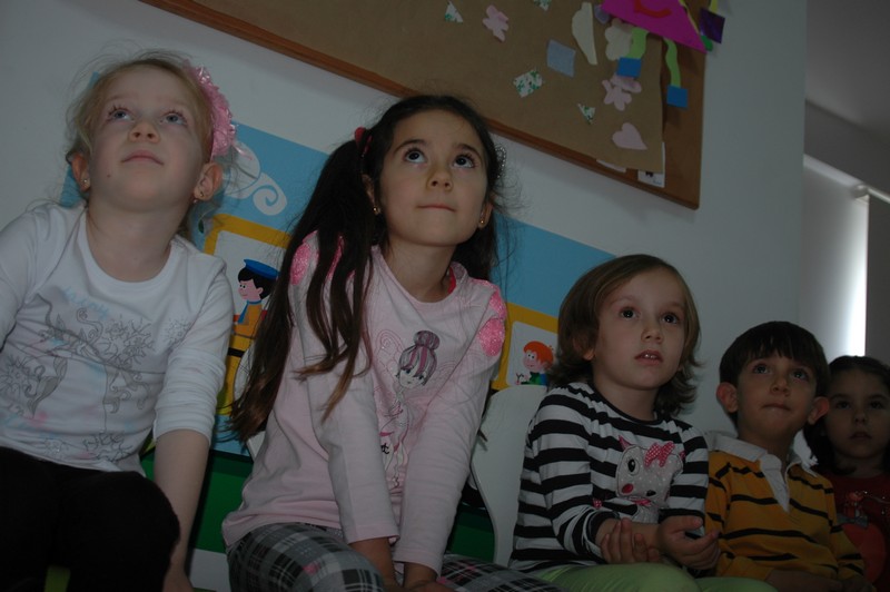 Depremde Yat, Korun, Kapan, Tutun…