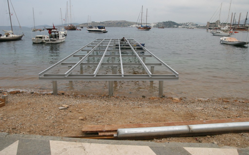 ÇÜŞ GARİ…