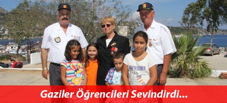 Gaziler Öğrencileri Sevindirdi