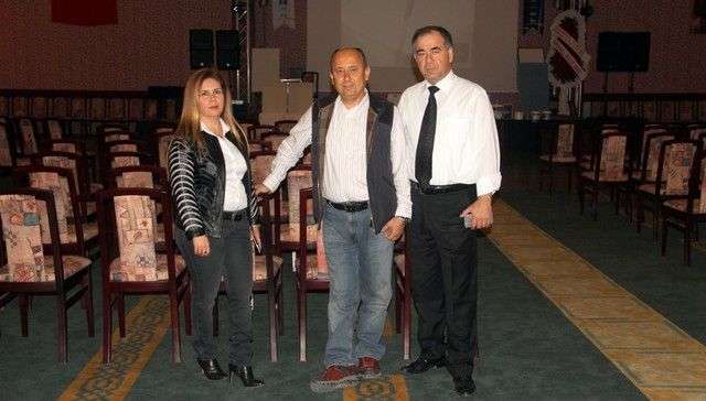 KRİZ BİZE VIZ GELİR…