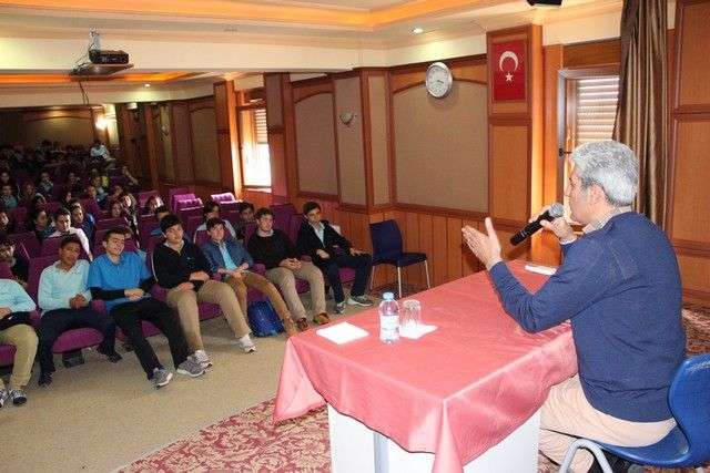 TIP DOKTORUNDAN, GAZETECİLİK SEMİNERİ…