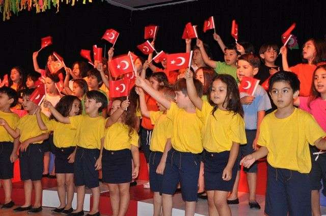 BAHÇEŞEHİR’DE DUYGULU ve HEYECANLI KAPANIŞ…