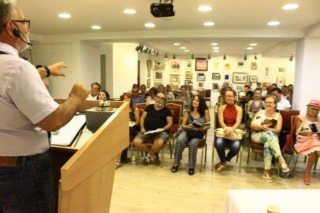 HER DUVAR BİR ORJİNALİ HAK EDER…
