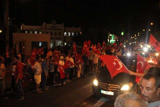 DARBE GİRİŞİMİ BODRUM’DA DA ŞOK ETKİSİ YARATTI…