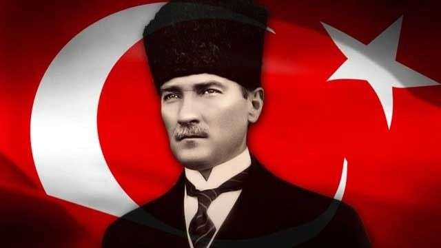 TURGUTREiS ZAFER BAYRAMI COŞKUSUNA HAZIR