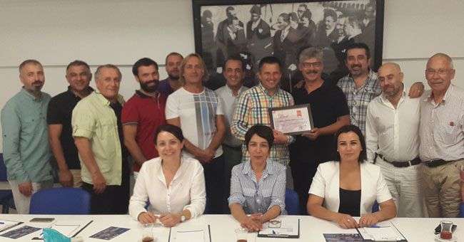 CHE BODRUM ŞUBESİNDEN BESİAD’A TEŞEKKÜR PLAKETİ…