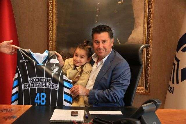 BODRUM KARTALLARINDAN KOCADON’A ÖZEL FORMA…