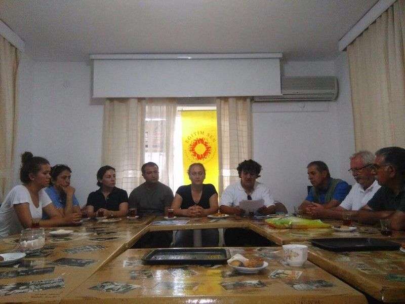 KHK İLE AÇIĞA ALINAN ENGİN ÖĞRETMENE ATILAN TOKAT KABUL EDİLEMEZ…