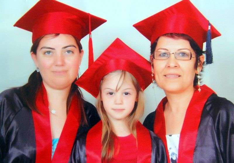 ÇOCUKLARA SEVDALI KADIN ELVAN BİLGİN DUMAN… BG DERGİ ŞÖYLEŞİLERİ…