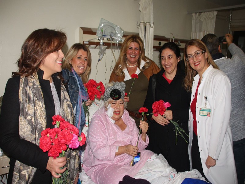 AK PARTİ BODRUM İLÇE TEŞKİLATINDAN HASTANE ZİYARETİ…
