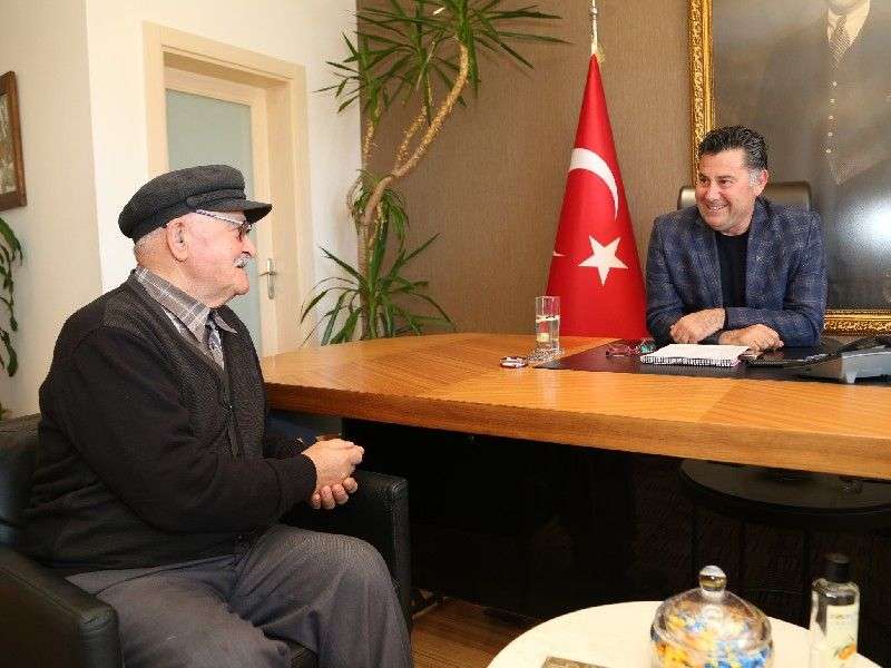ALEVİ BEKTAŞİ DERNEĞİNDEN BAŞKAN KOCADON’A ZİYARET…