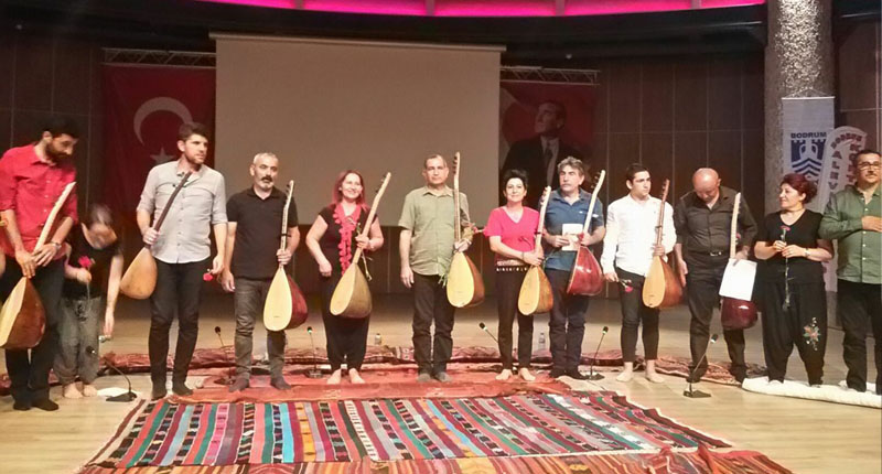 MAHZUNİ ŞERİF BODRUM’DA TÜRKÜLERİ İLE ANILDI…