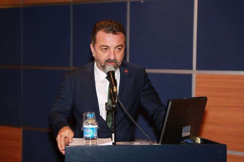 AKBULUT’LA YOLA DEVAM…