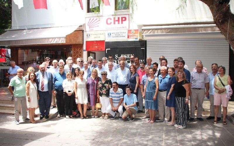 CHP BAYRAMLAŞMA TÖRENİNİ YAPTI…