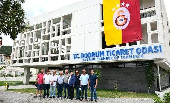 BODTO Binasına Galatasaray Bayrağı Asıldı…