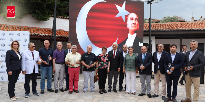 Büyükşehir’den Çevre Haberlerine Zeytin Ağacı Ödülü