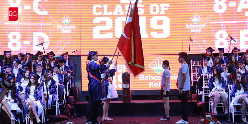 Bahçeşehir Koleji Bodrum Kampüsünde Mezuniyet Heyecanı