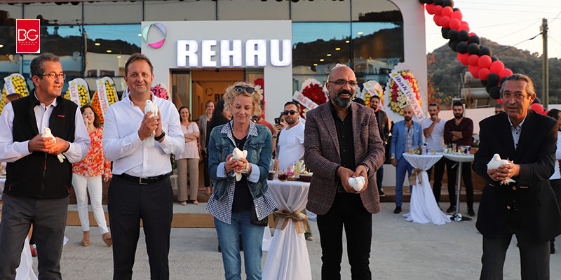 Espri Alüminyum, Yeni Showroom Açılışını Güvercin Uçurarak Kutladı…