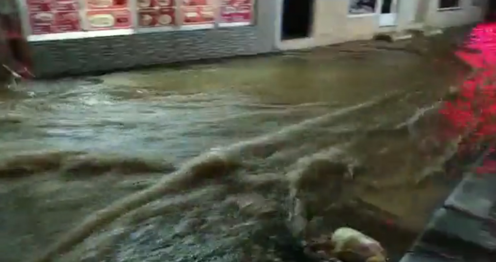 Bodrum Dere Sokaklar Yine Yağmura Teslim
