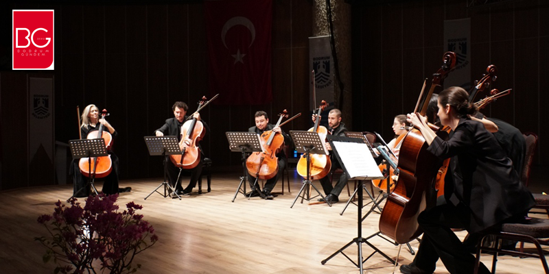 8 Viyolonsel Ve Klasik’ten Tango’ya