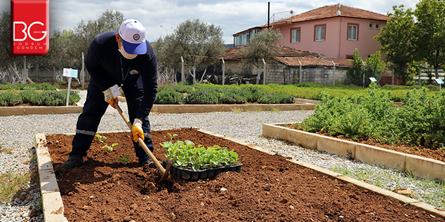 Ulusal bir güç olmamız gerekiyorsa kendi yiyeceğimizi üretmemiz lazım