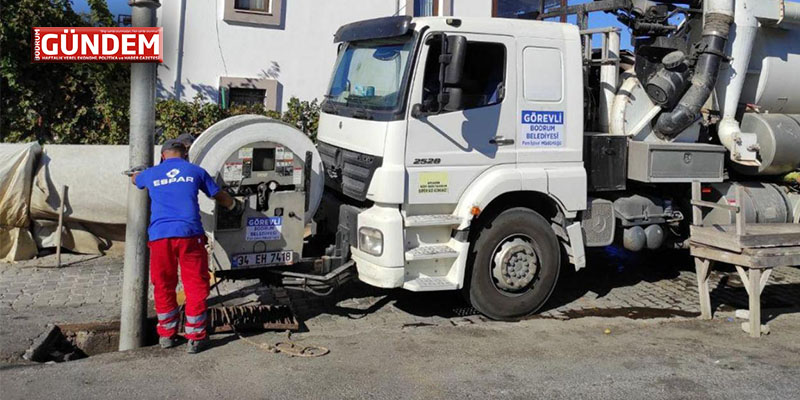 Yağmur Suyu Hatları, Menfez ve Mazgallar Temizleniyor