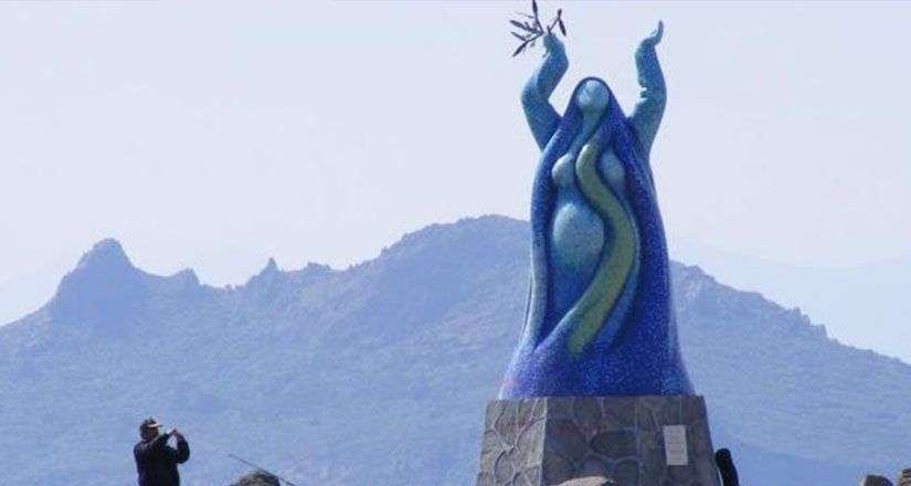 EGE Anıtı Denizine ve Günbatımına Hasret